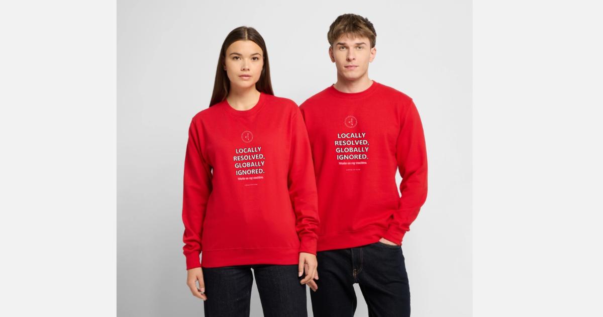 T-Shirt und Pullover mit dem Motiv Locally Fixed Globally Ignored